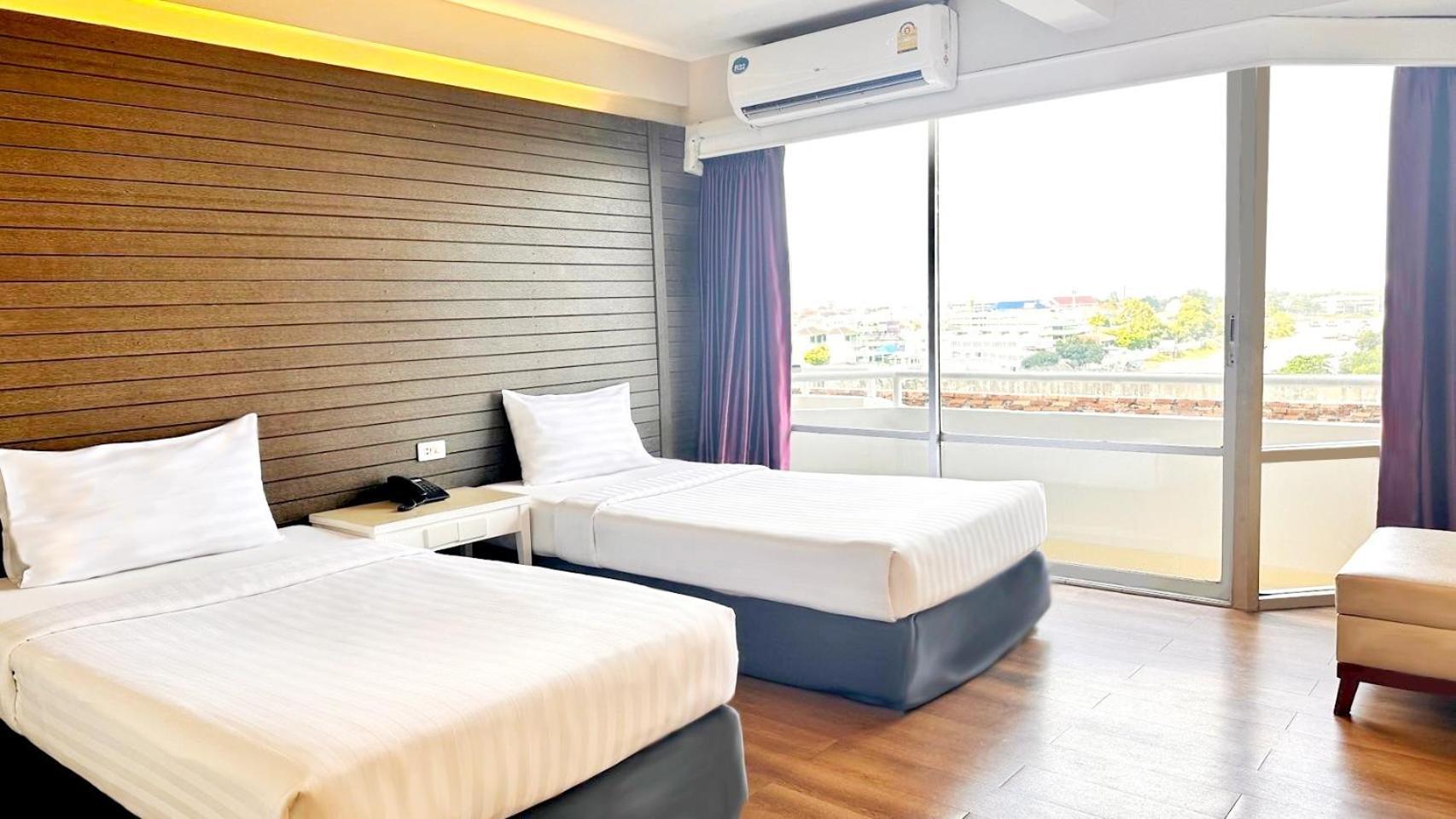 Ayothaya Riverside Hotel Phra Nakhon Si Ayutthaya Exterior foto